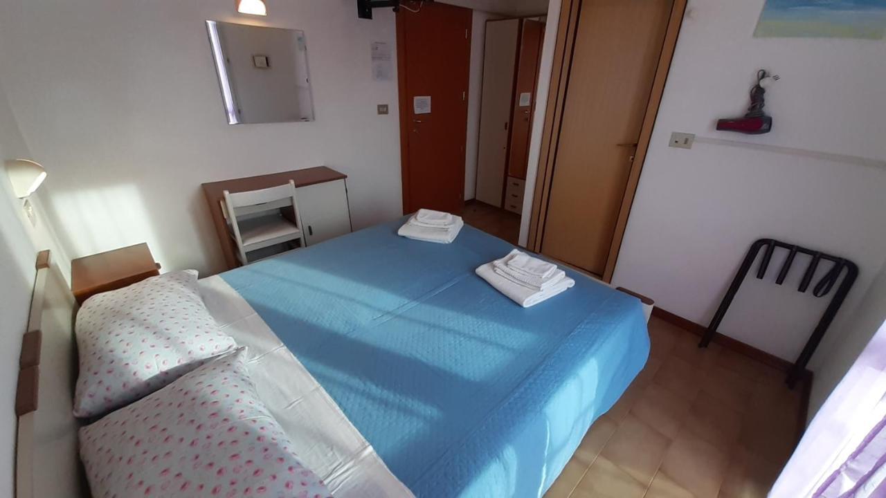 קאטוליקה Hotel Elisabetta 2 Stelle מראה חיצוני תמונה